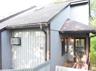 2165 Pinebrook Trl, Cuyahoga Falls, OH 44223