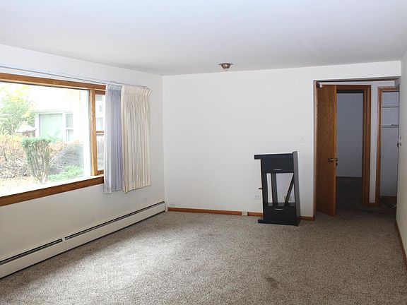 5th image of 3107 S Harlem Ave APT 1E