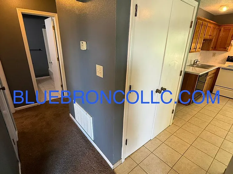 206 Sky Vue Dr. — Photo 4