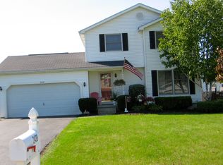 2438 Lake Mead Rd, Niagara Falls, NY 14304