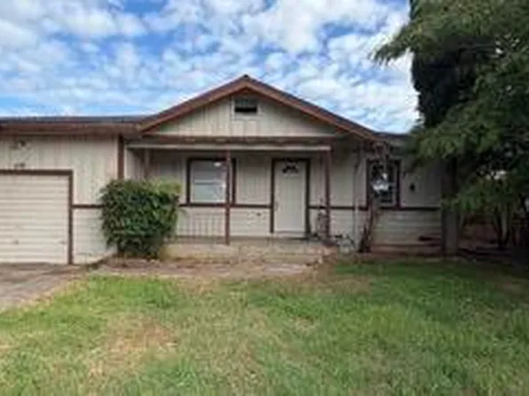 1150 Bond St, Redding, CA 96002
