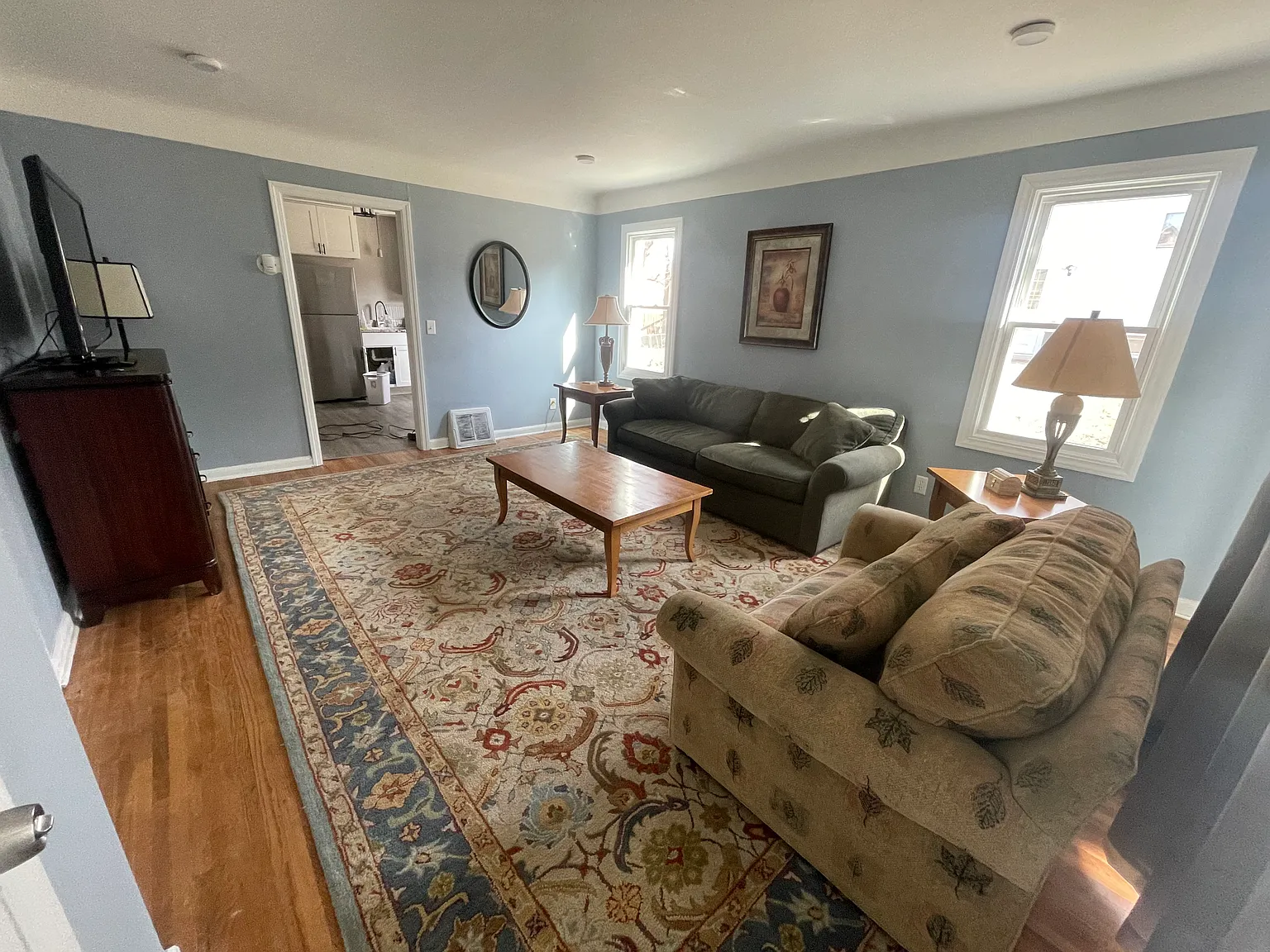 1 bed, 1100 sqft, $1,800 — Photo 2