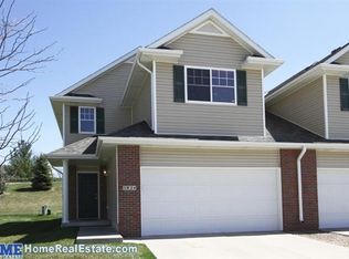 5924 NW 14th Ct, Lincoln, NE 68521