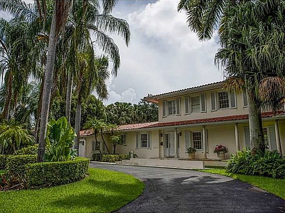 4th image of 4017 San Amaro Dr