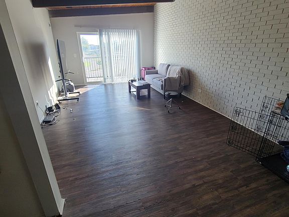 4th image of 8511 Honeytree Blvd