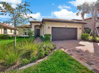 7100 Damita Dr, Lake Worth, FL 33463
