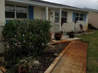 910 Jefferson Rd, Rockledge, FL 32955