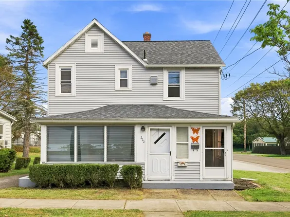 222 N Genesee St, Geneva, NY 14456