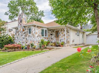 71 Chaffee Ave, Albertson, NY 11507