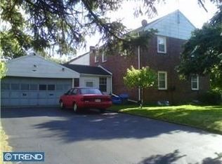 10137 Bustleton Ave, Philadelphia, PA 19116