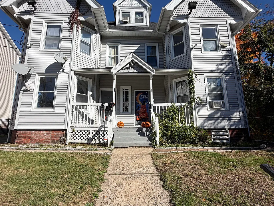 42 Summer St #3