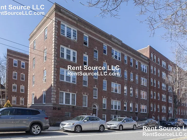 22 Concord Ave #10 — Photo 10