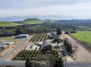 18285 Fisher Dr, Visalia, CA 93292