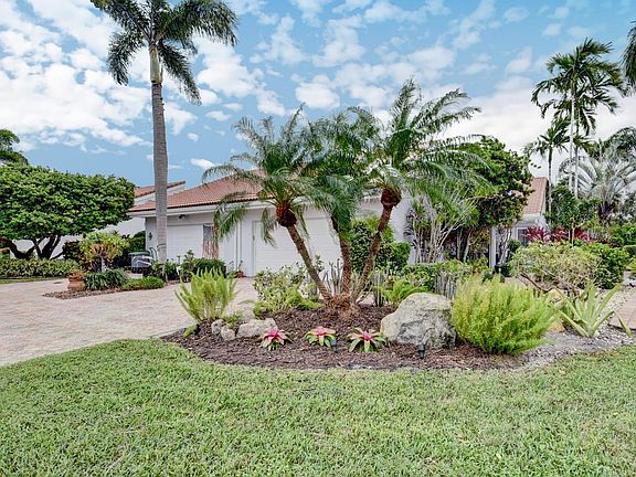 Home For Sale In Boca West