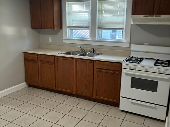 1409 Vine St #D