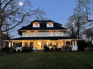 83 N Van Dien Ave, Ridgewood, NJ 07450