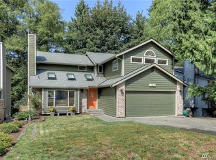 11527 36th Ave NE, Seattle, WA 98125