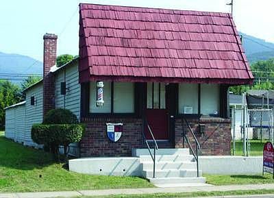 1st image of 1426 Magnolia Ave