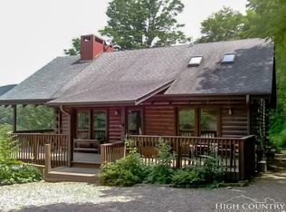 1922 Rich Mountain Rd, Zionville, NC 28698