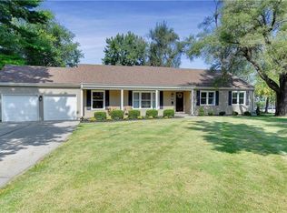 3900 W 95th Ter, Overland Park, KS 66207