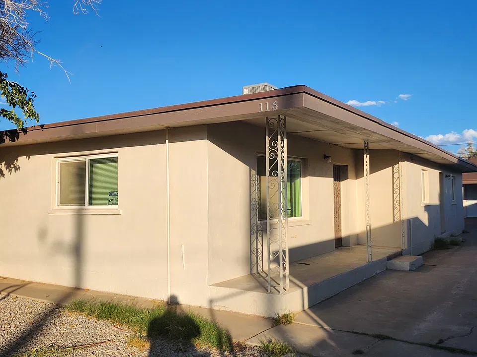 116 Skylight Cir