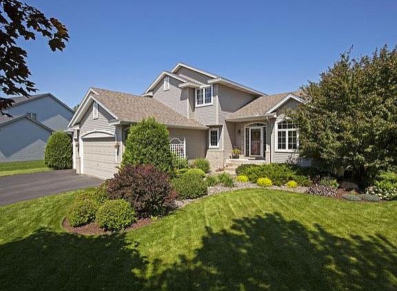 2nd image of 1905 122nd Ln NE
