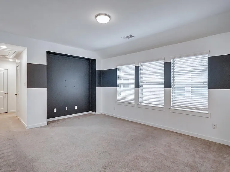 5115 Klein Orchard Dr — Photo 17