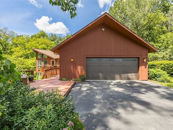 4th image of 7227 Hertfordshire Way