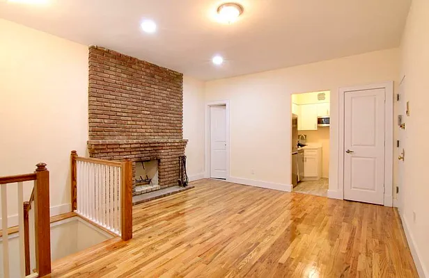 Rented by Street Realty Brokerage LLC | media 3