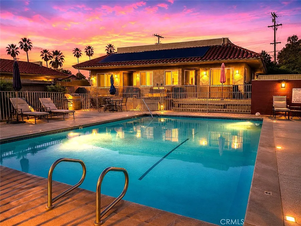2 bed, 1000 sqft, $2,395 — Photo 1