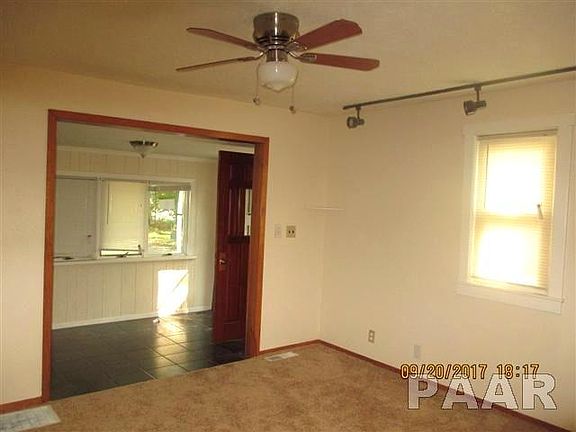 3rd image of 3419 N California Ave