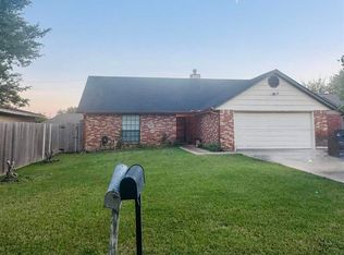 6108 NW Cherry Ave, Lawton, OK 73505