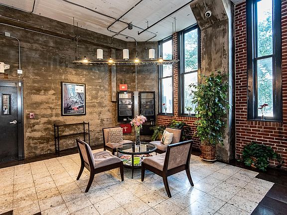 5th image of 2020 Washington Ave Unit 614