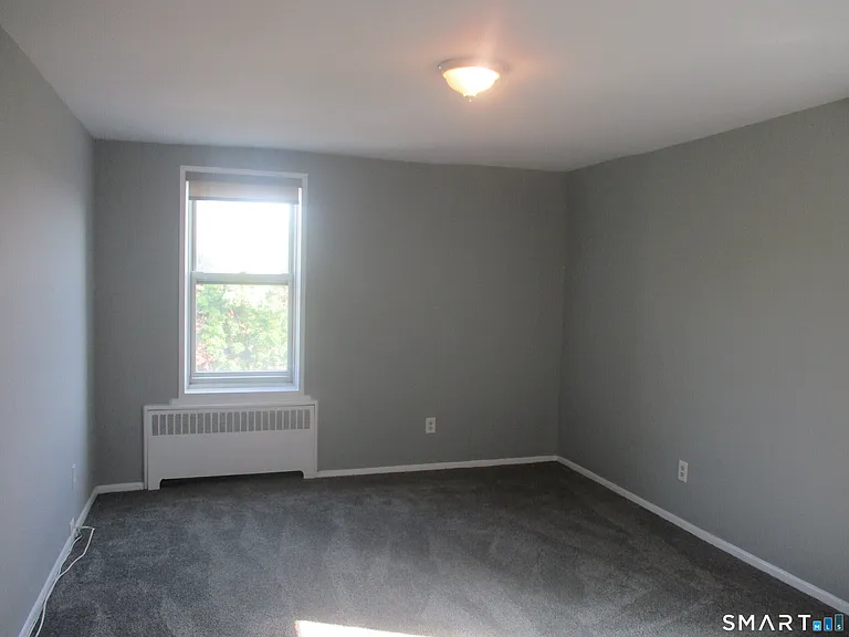 45 Maple St #4J — Photo 12