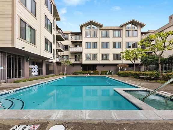 2nd image of 500 Poplar Ave APT 305