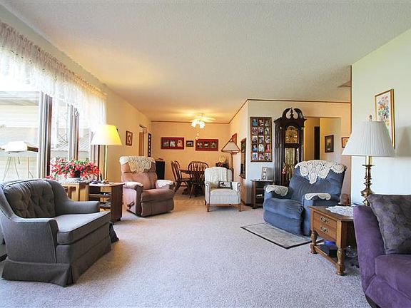 4th image of 15065 Mercury Dr