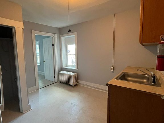 3rd image of 364 North St APT 7
