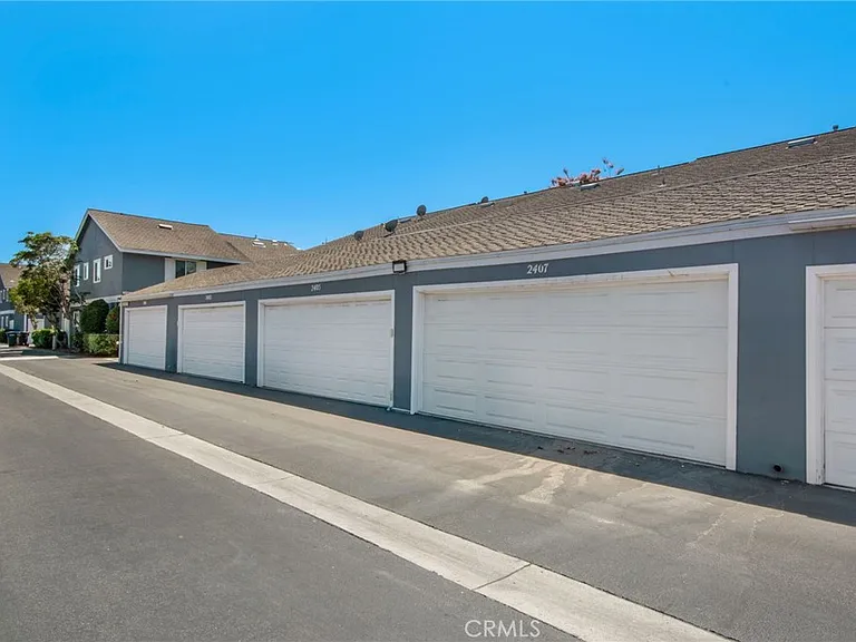 2407 Richmond Way — Photo 17