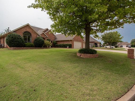 2nd image of 2408 Villa Lante Cir