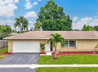 129 Saint Cloud Ln, Boca Raton, FL 33431