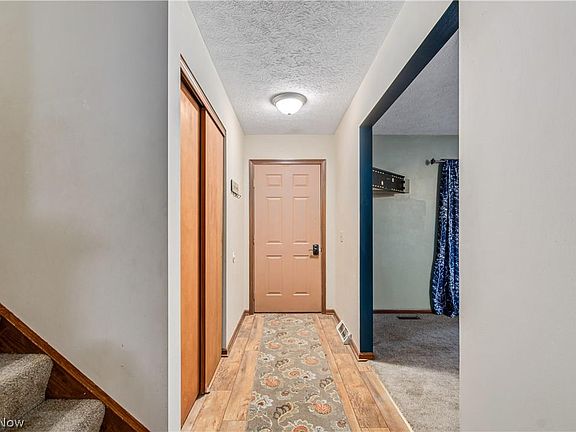 3rd image of 4180 Laurie Ln