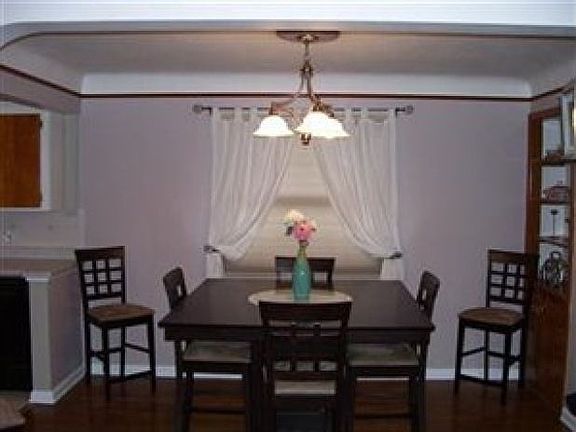 5th image of 24215 Smith Ave