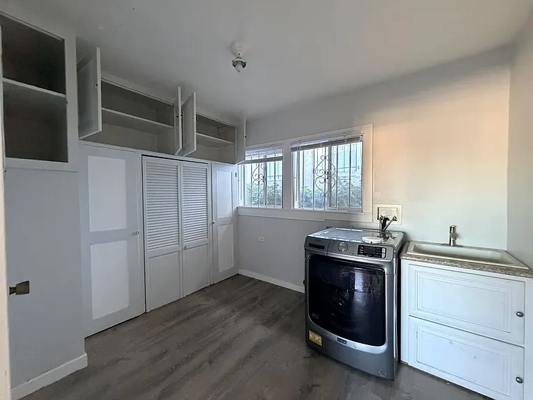 2856 Georgia St — Photo 14