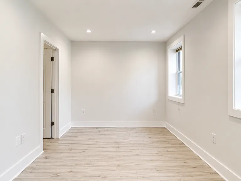 727 Quebec Pl NW — Photo 11