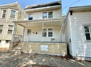 618 Jersey St #2, Harrison, NJ 07029