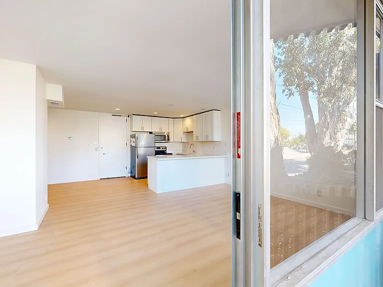 55 El Camino Real JC01 - 107 — Photo 48