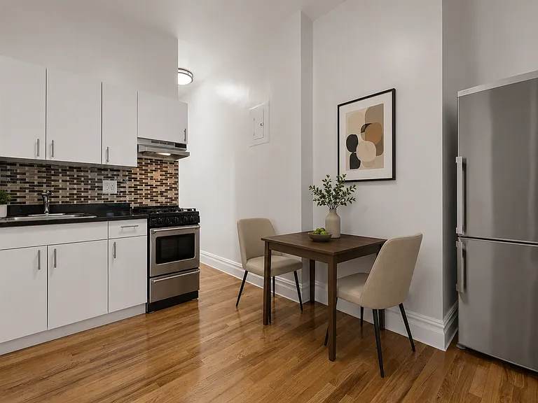 274 Mott St #3B — Photo 3