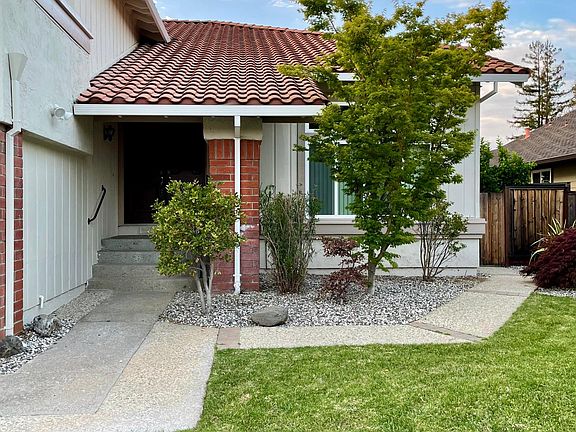 3rd image of 20675 Acadia Ct