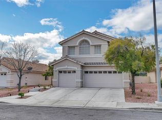 208 Camelback Ridge Ave, Henderson, NV 89012