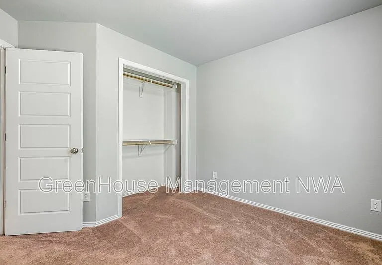 820 Baker St NW — Photo 19